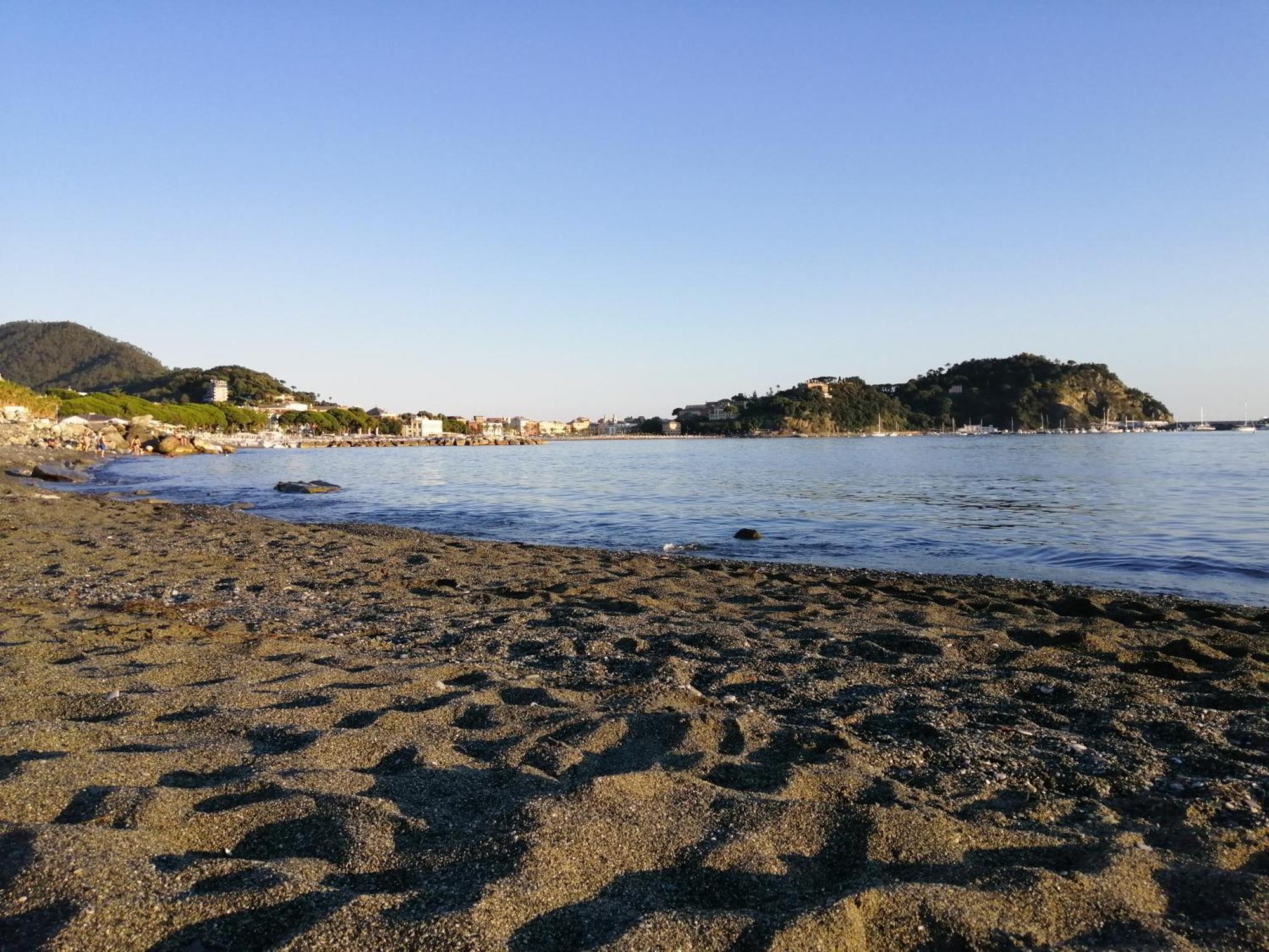 La Casetta Nella Citta Dei Due Mari Sestri Levante Bagian luar foto